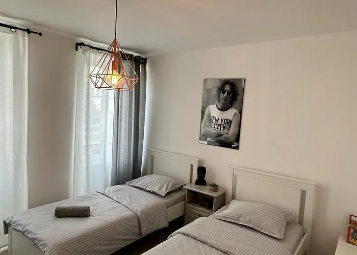 Appartement Neuf, Centre-Ville, 400M De Rivetoile 6 Voyageurs