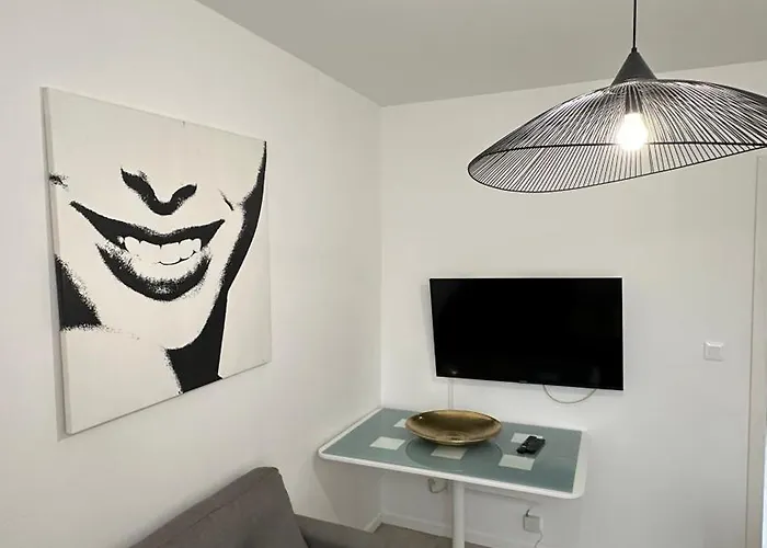 Appartement Neuf, Centre-Ville, 400M De Rivetoile 6 Voyageurs